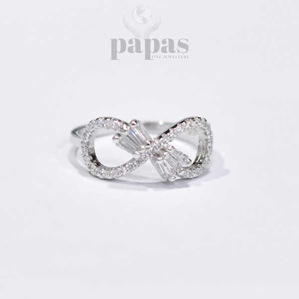 LR-008 Real Silver Ladies Ring with Zircon Stone